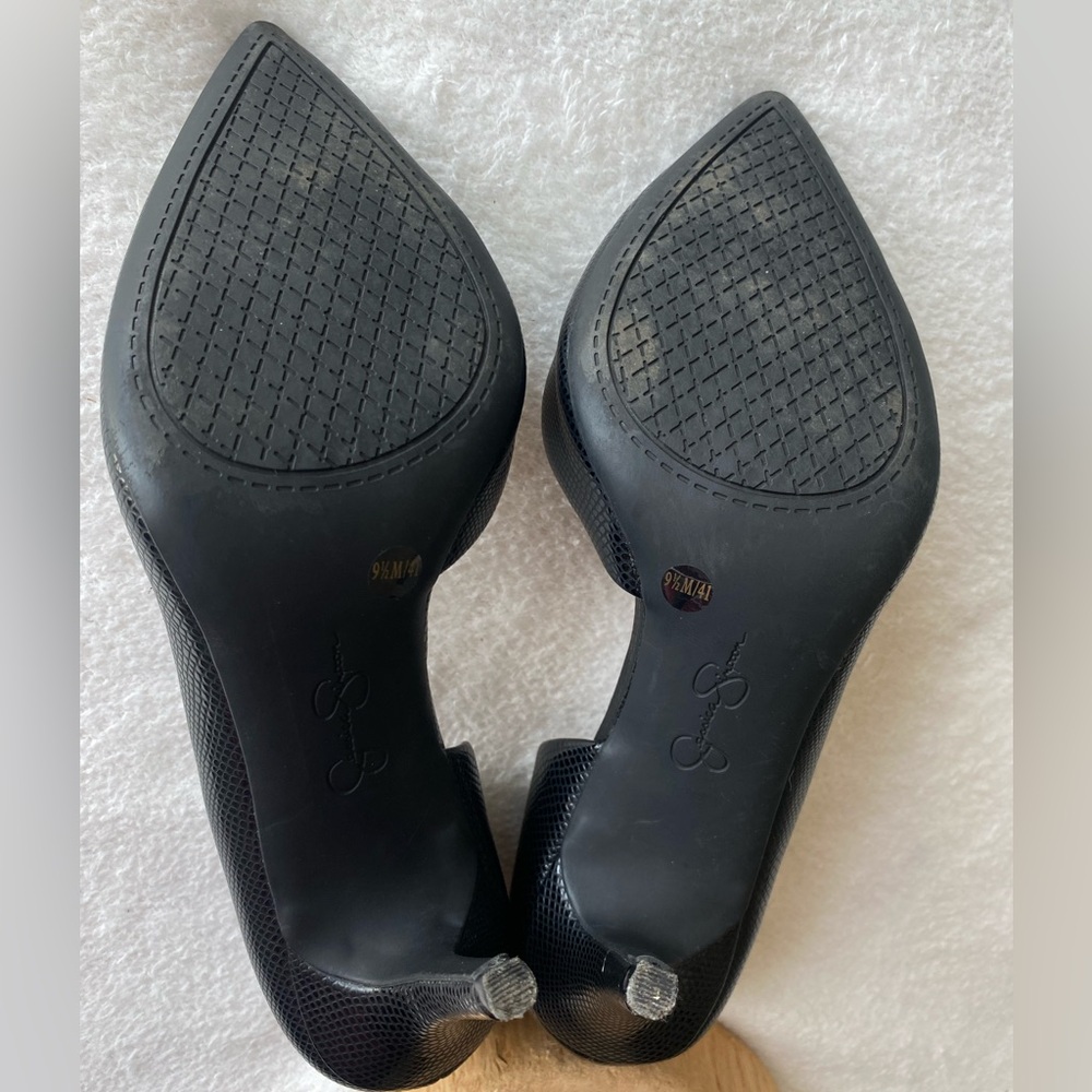 Jessica Simpson Textured Black Heels - Picture 8 of 10